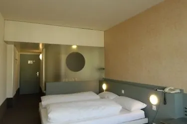 Otel Am Bahnhof Bern