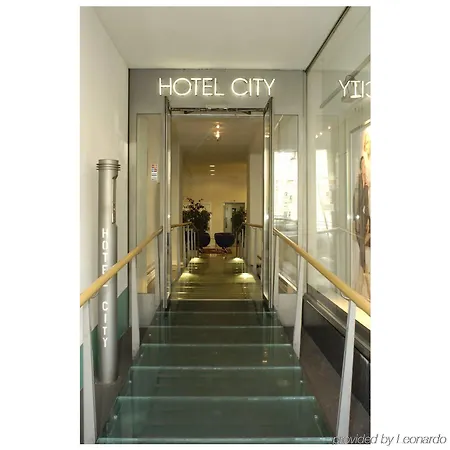 Hotel Am Bahnhof 3*